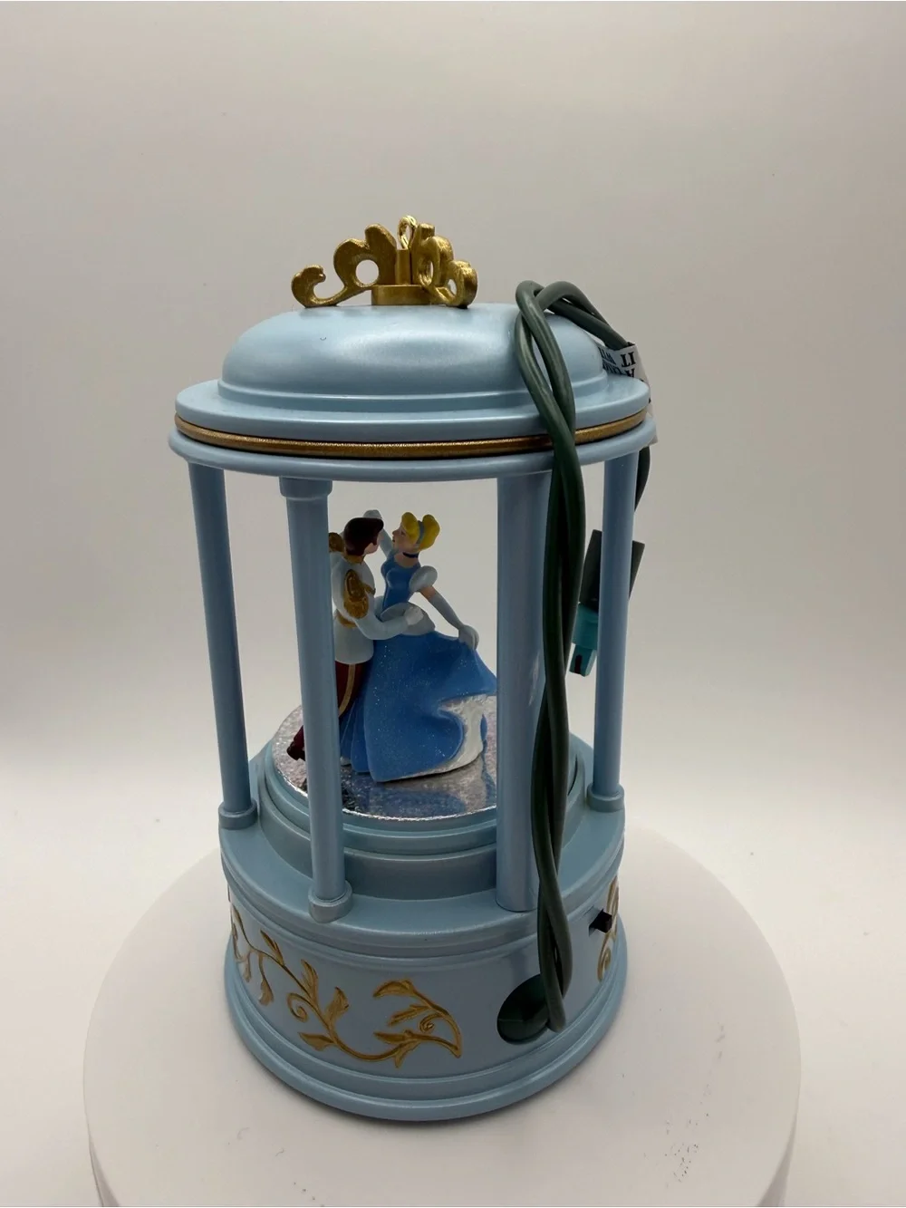 Cinderella at the ball Vintage Ornament